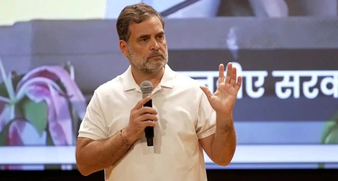 राहुल गांधी का बड़ा हमला: ज्ञानेश कुमार और पीएम मोदी पर लगाए 'वोट चोरी' के गंभीर आरोप