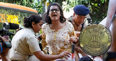 दिल्ली हाईकोर्ट से नेहा बोरा को झटका: SEM कोर्ट के बॉन्ड नोटिस को चुनौती देने वाली याचिका खारिज