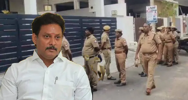 100 करोड़ के प्राइवेट स्कूल घोटाले में पूर्व शिक्षा मंत्री अंबिल महेश पोय्यामोझी गिरफ्तार