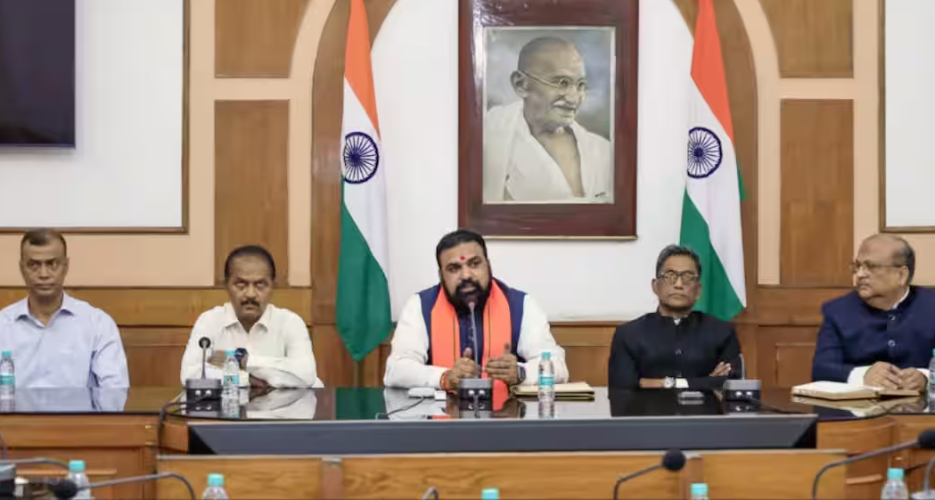 भारत-नेपाल सीमा पर सुरक्षा का नया खाका: घुसपैठ, तस्करी और गैर-पंजीकृत धार्मिक स्थलों पर कसेगा शिकंजा