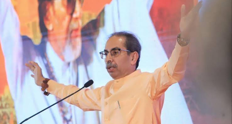 गरबा में मुस्लिम एंट्री पर पाबंदी की मांग पर उद्धव ठाकरे का पलटवार: VHP पर साधा निशाना, कहा- 'यह सिर्फ गोमूत्रधारी हिंदुत्व'