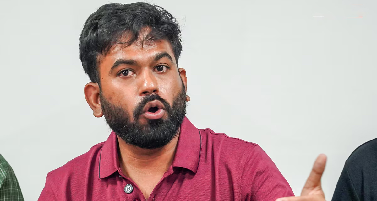 अभिजीत दीपके का आलोचकों को जवाब: "राजनीतिक खींचतान से परे, युवाओं के मुद्दों पर ध्यान देना जरूरी"