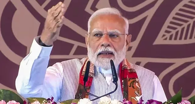 तकनीक से पारदर्शी व्यवस्था: पीएम मोदी का बड़ा बयान-'50 लाख करोड़ के डीबीटी से रुकी 5 लाख करोड़ की लीकेज'