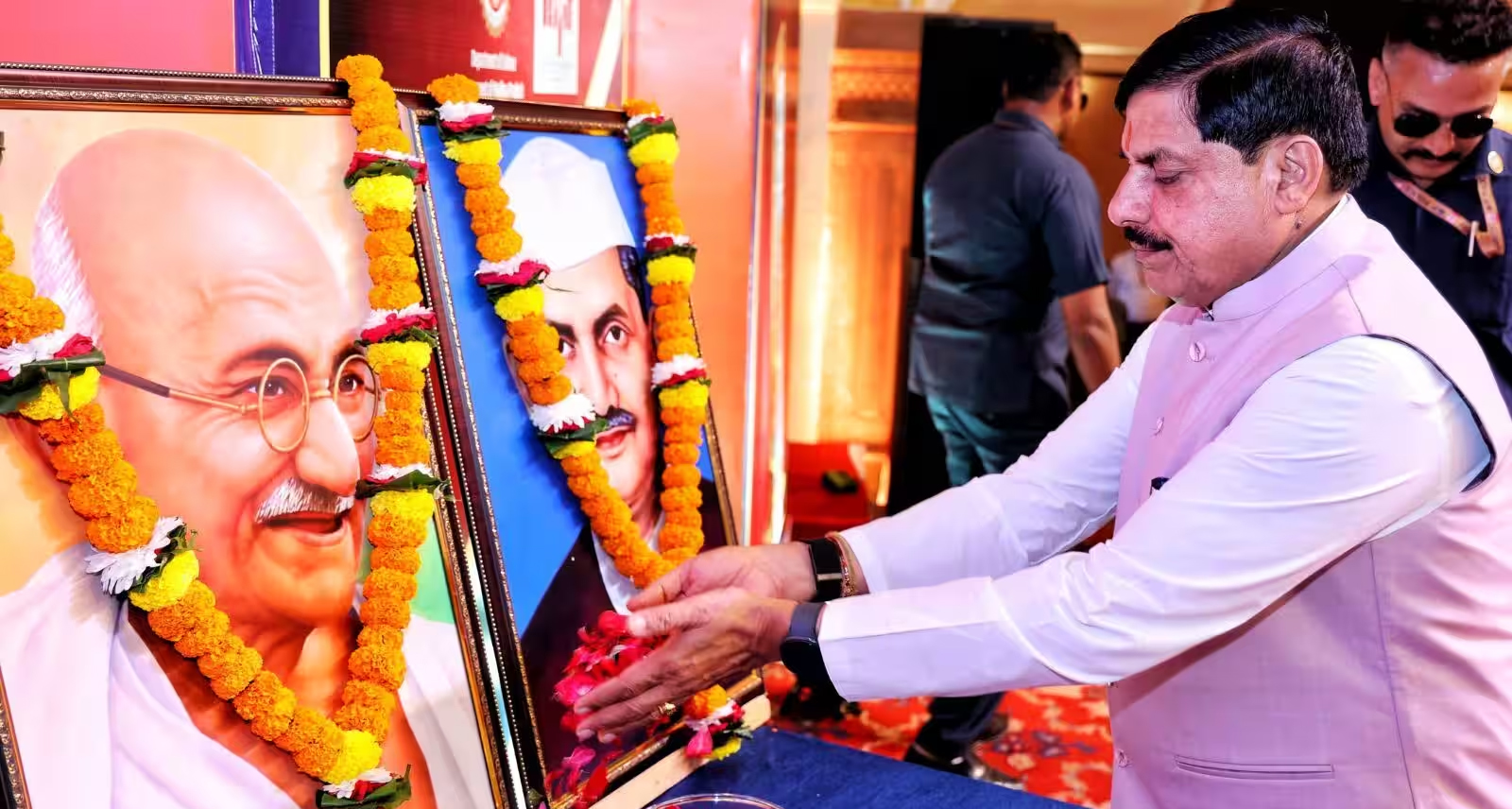 सीएम मोहन यादव ने गांधी व शास्त्री जयंती पर दी श्रद्धांजलि: बोले—'स्मित मच्छार के शौर्य से हर भारतीय का सीना गर्व से चौड़ा'