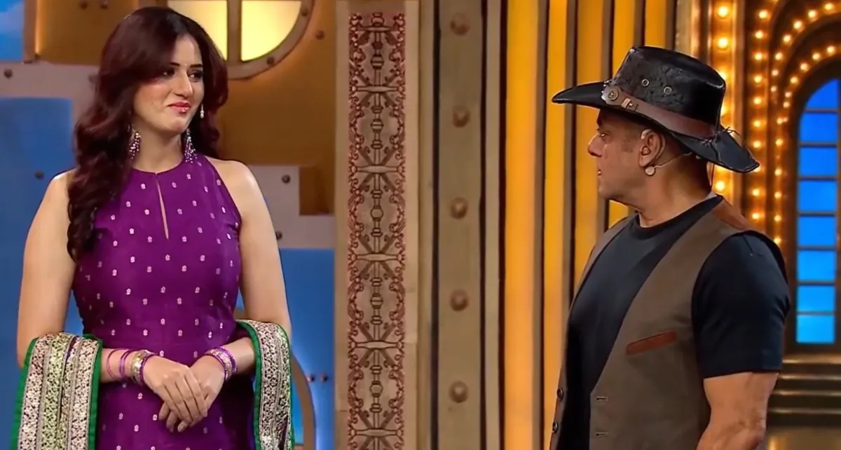 Bigg Boss 20 Grand Premiere: ईशा रिखी संग रिश्ते पर सलमान का गुरुमंत्र—'सामने वाला आगे बढ़ गया, तुम भी Move On करो'