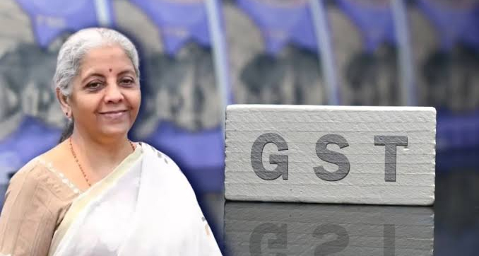'GST 2.0' की तैयारी: टैक्स सिस्टम आसान करने और कारोबारियों को बड़ी राहत देने पर हो सकता है फैसला