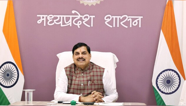 जबलपुर के लिए ₹435 करोड़ का महा-उपहार: 1 साल में बनेगा 'मेट्रोपोलिटन सिटी', मदन महल में बनेगा नया चिड़ियाघर, CM मोहन यादव ने किया ऐलान