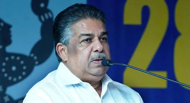 'दोहरे मापदंड' के आरोपों पर केरल सरकार की सफाई: साजी चेरियन बोले— फिल्म अकादमी में बदलाव सिर्फ प्रशासनिक प्रक्रिया