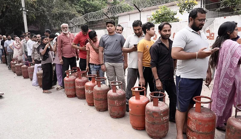 रसोई का संकट