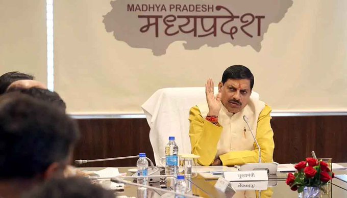 MP कैबिनेट के बड़े फैसले:, पांडुलिपि संरक्षण में मध्य प्रदेश देश में नंबर वन,खिलाड़ियों को इनाम और ई-स्कूटी योजना अगले 5 साल के लिए बढ़ी