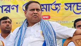 मुर्शिदाबाद में हुमायूं कबीर का 'पावर शो': दो सीटों पर बनाई बढ़त, क्या बिगाड़ेंगे दिग्गजों का खेल?