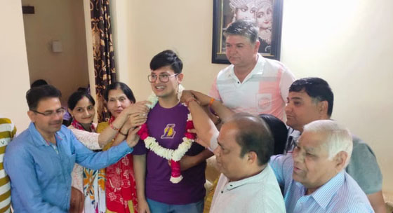 यूपीएससी 2025: रावतभाटा के लाल अनुज अग्निहोत्री ने रचा इतिहास, देशभर में हासिल की 'ऑल इंडिया रैंक-1'