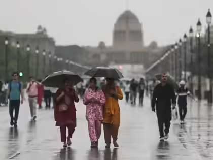 दिल्ली में मौसम का यू-टर्न: झमाझम बारिश के साथ 'रेड और ऑरेंज' अलर्ट जारी, 70 KM की रफ्तार से चलेंगी हवाएं