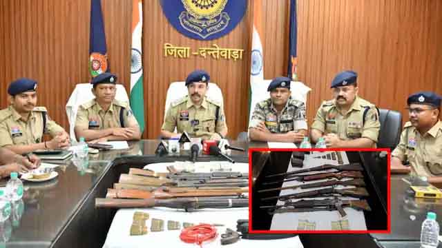 नक्सलियों का सीक्रेट 'बैंक' और हथियारों का जखीरा तबाह: सरेंडर कर चुके माओवादियों की निशानदेही पर छत्तीसगढ़ में सुरक्षाबलों की बड़ी सर्जिकल स्ट्राइक