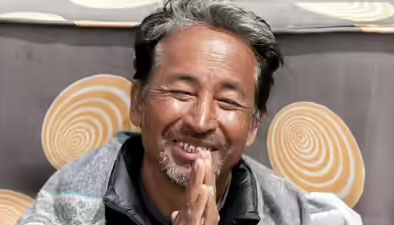 सोनम वांगचुक की जेल से रिहाई: "व्यक्तिगत आजादी नहीं, लद्दाख की सुरक्षा ही असली जीत", सरकार के साथ बातचीत को तैयार