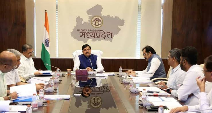 MP बिल्डिंग डेवलपमेंट कॉर्पोरेशन की बैठक: CM डॉ. मोहन यादव के कड़े निर्देश, समय सीमा से पहले पूरे हों बड़े प्रोजेक्ट्स
