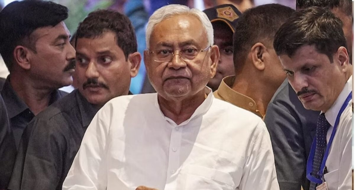 JDU को 'जनता दल (नीतीश)' बनाने के प्रस्ताव से बिहार की सियासत में गर्माहट