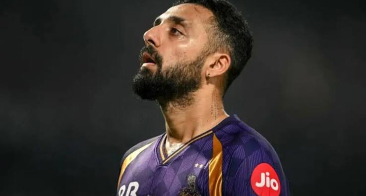 वरुण चक्रवर्ती की चोट ने बढ़ाई टीम इंडिया की चिंता, सेंटर ऑफ एक्सीलेंस पर उठे सवाल
