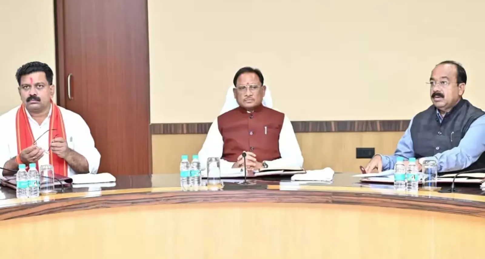 छत्तीसगढ़: ₹3,100 की दर से होगी धान खरीदी, कर्मचारियों को मिली कैशलेस इलाज की सौगात