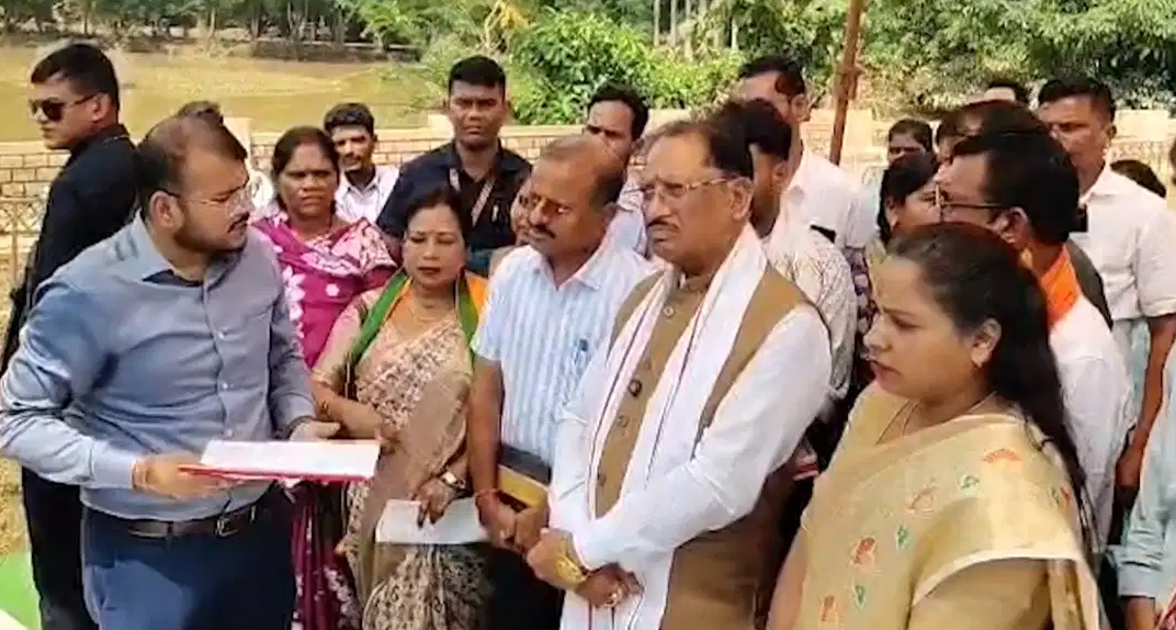 छत्तीसगढ़ में बाढ़ का कहर: सुकमा पहुंचे मुख्यमंत्री विष्णु देव साय, राहत शिविरों का निरीक्षण कर दिए सख्त निर्देश