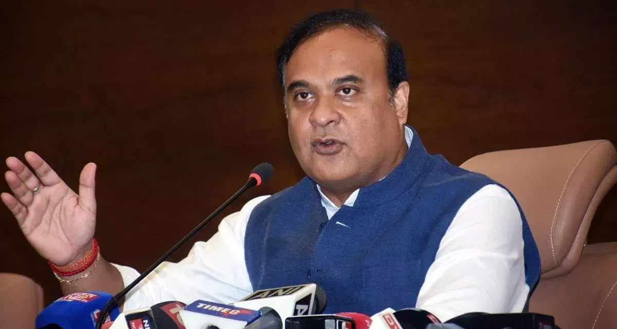 मुख्यमंत्री हिमंत बिस्वा सरमा को जान से मारने की धमकी,  मांगी ₹1 करोड़ की रंगदारी, मोरीगांव से दर्जी गिरफ्तार